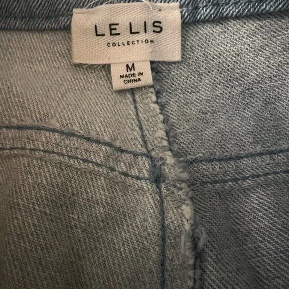 🥂Le Lis Light Blue Denim Jeans🥂 - Picture 3 of 3